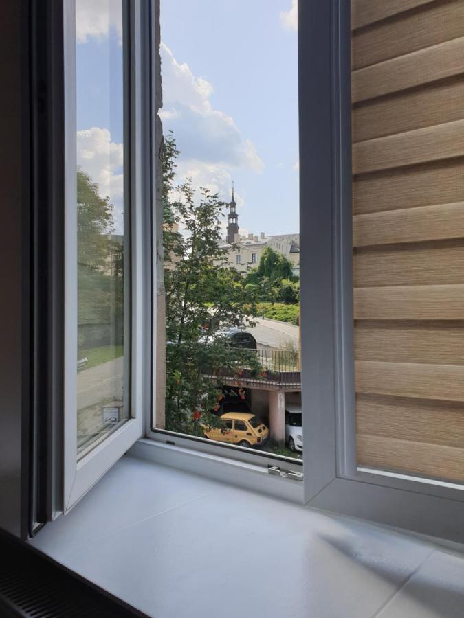 Kobi Lägenhet Kielce Exteriör bild